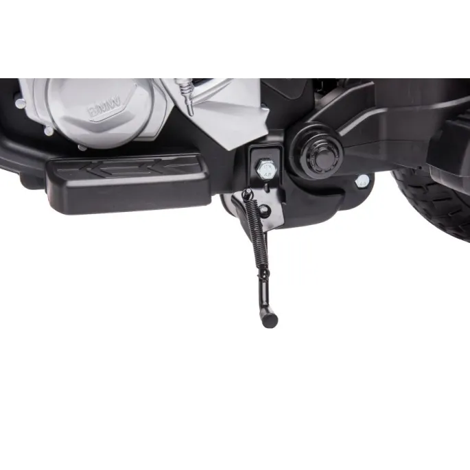 Biały motor JT5002B na akumulator w wersji dziecięcej