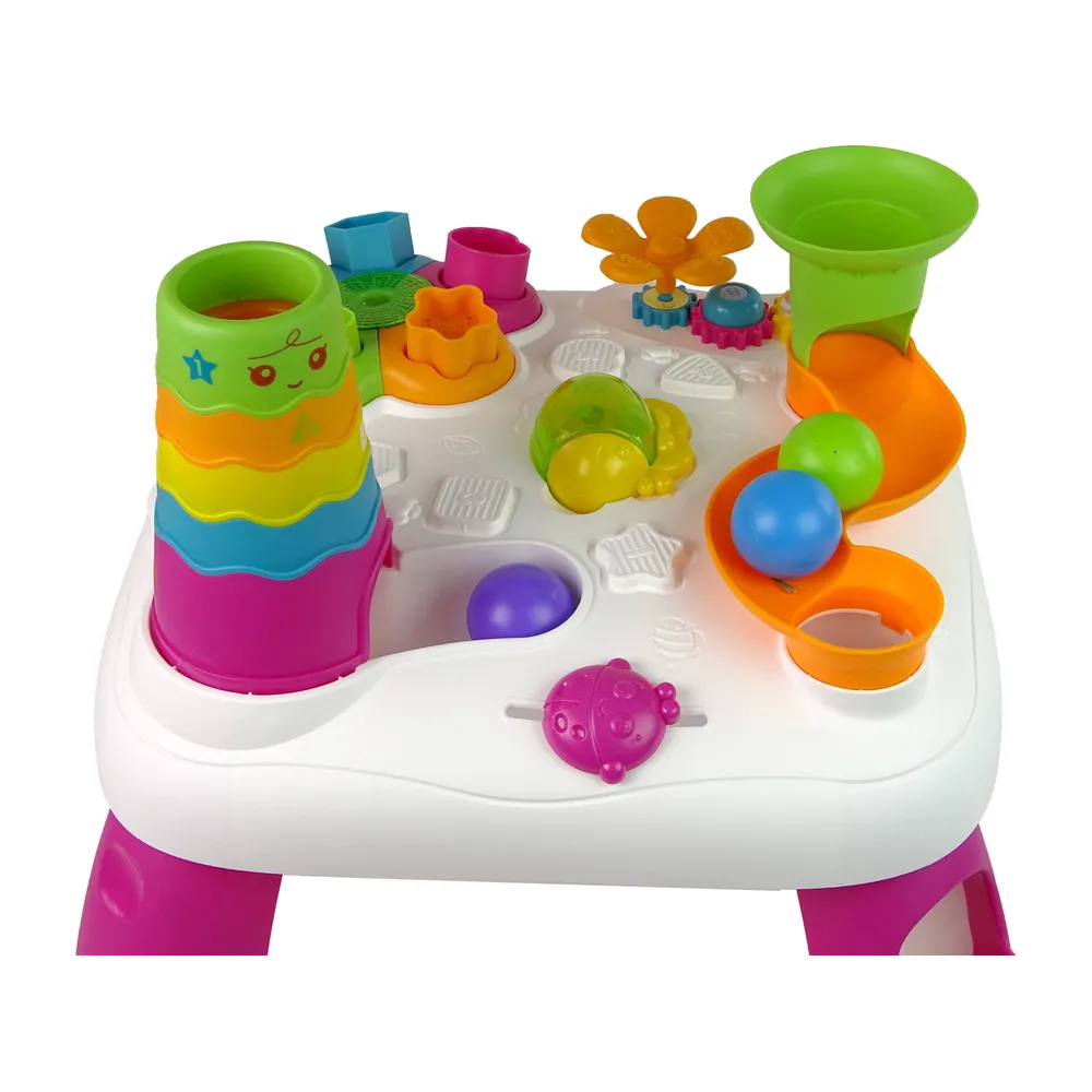 Panel edukacyjny dla malucha z kolorowymi kulkami i sorterem geometrycznym