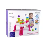 Sorter kształtów i niebieski stolik interaktywny dla dziecka w wieku przedszkolnym