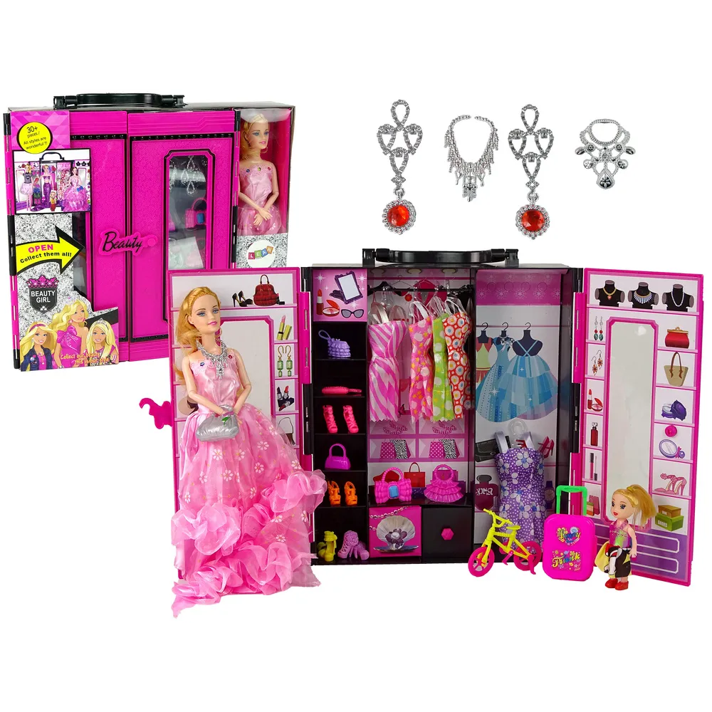 Lalka z garderobą i akcesoriami oraz kolorową szafą