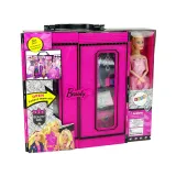 Lalka z sukienkami i szafą, idealny zestaw do zabawy w przebieranie