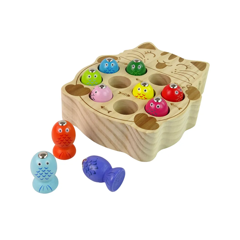 Kolorowe drewniane rybki oraz magnetyczne wędki do łowienia