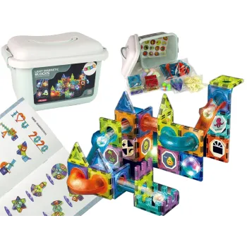 Kolorowy zestaw zjeżdżalni dla kulek z podświetlanymi elementami