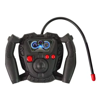 Komplet traktor z prasą na tle zestawu akcesoriów