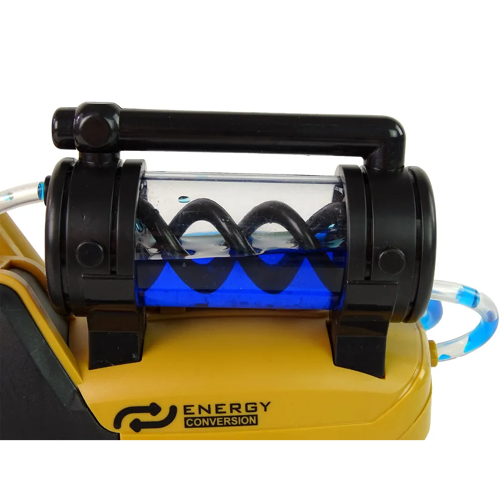 Widok z góry na całą zdalnie sterowaną koparkę żółtą