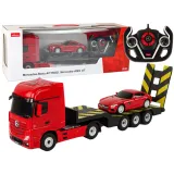 Czerwona laweta Mercedes-Benz 1:26 z autkiem na platformie