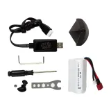 Dynamiczna motorówka zdalnie sterowana R/C w trakcie skrętu na wodzie