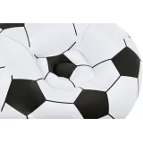 Dmuchany fotel piłka Bestway obok piłki do gry