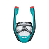 Zbliżenie na silikonową krawędź maski do nurkowania Bestway 24058