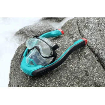 Maska do nurkowania Bestway 24058 na tle plażowym