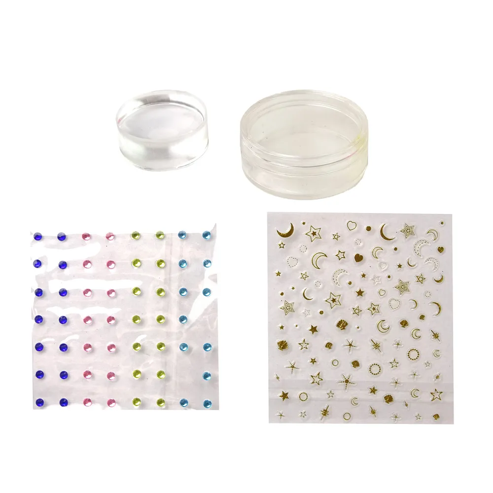 kolorowe lakiery i akcesoria do tworzenia wzorów na paznokciach