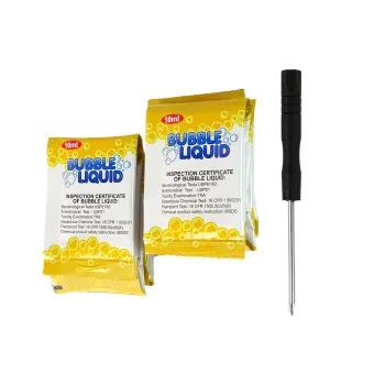 Element zestawu – kosiarka z płynami do baniek i śrubokrętem