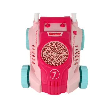 Dzieci bawiące się kosiarką do baniek w letni dzień na dworze