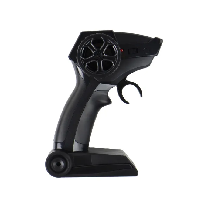 widok boczny zielonej motorówki rc