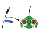 Traktor RC w dynamicznej akcji na dziecięcej farmie zabaw