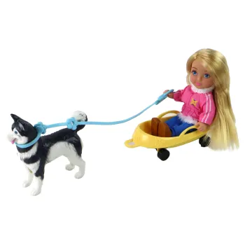 Piesek husky na niebieskiej smyczy obok lalek