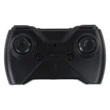 Biały samolot RC 4D-G2 w locie w pomieszczeniu z widocznymi światłami LED