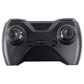 Model samolotu R/C 4D-G4 na tle jasnego nieba