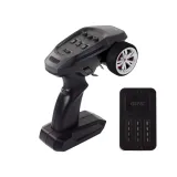 Wytrzymała konstrukcja samochodu RC Rabbits widoczna w trakcie jazdy