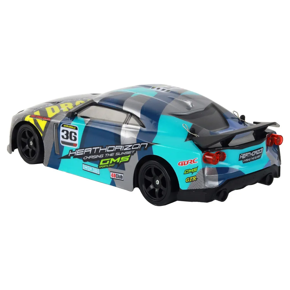 detal sportowego auta rc z napędem na cztery koła