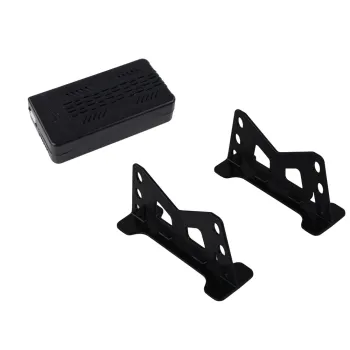 Motorówka RC na podstawce podczas ładowania