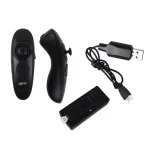 Model myśliwca RC prezentujący kolorowe światła LED w trakcie lotu