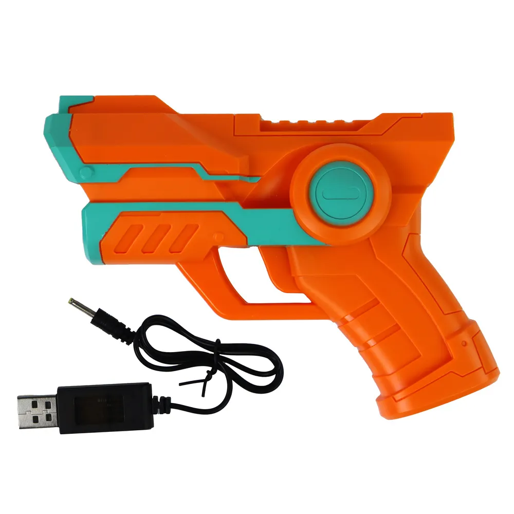 Efektowny niebieski samochód z funkcją jazdy po ścianach na białym tle