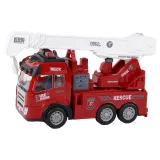 Model straży pożarnej z wysuwanym dźwigiem podczas zabawy dziecka