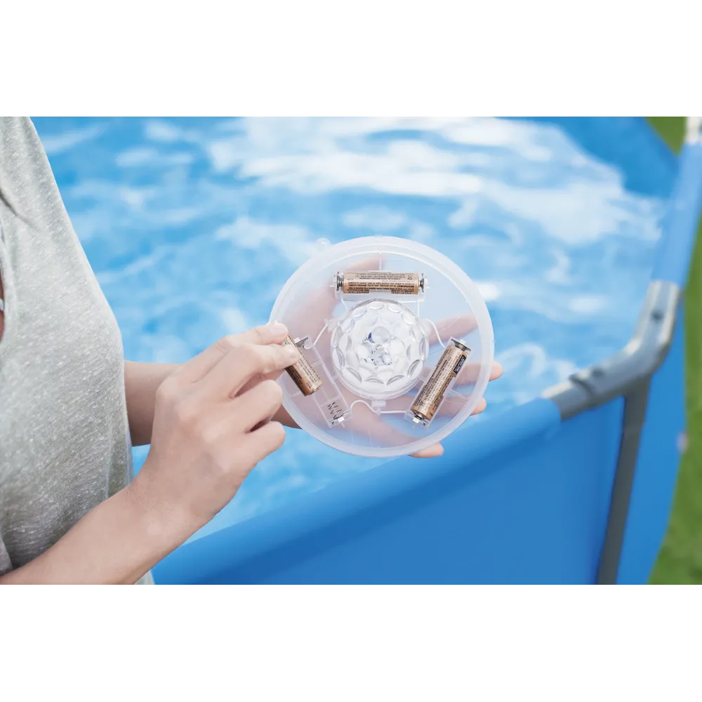 Pływająca lampa LED do basenu z czterema kolorami światła