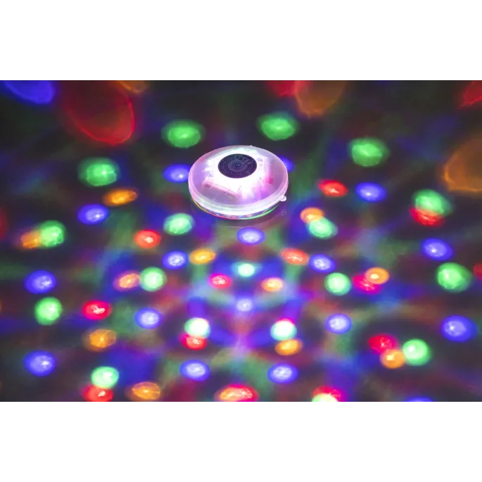 Basen ogrodowy nocą podświetlony lampą LED Bestway 58419