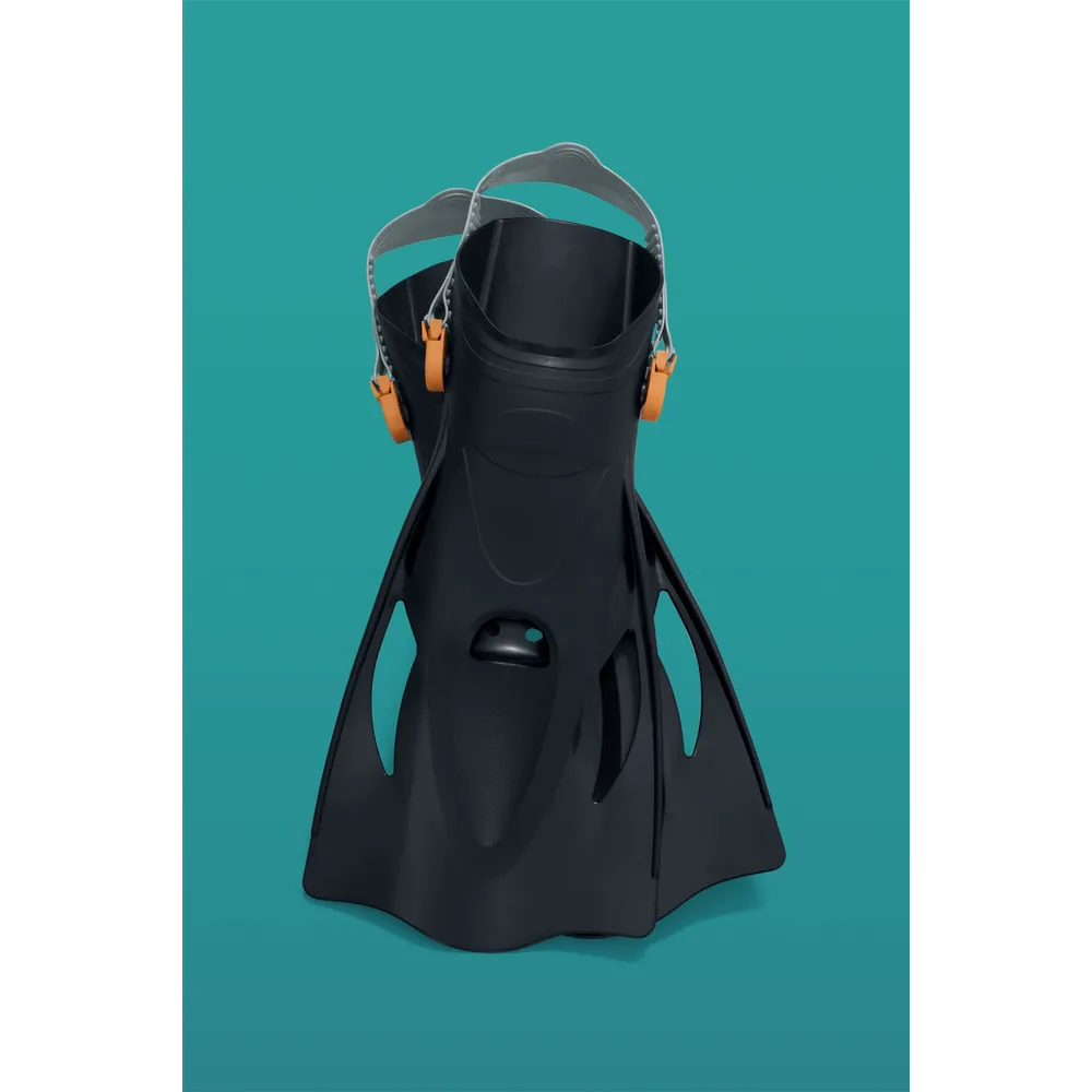 Wysokiej jakości zestaw nurkowy w nowoczesnym czarnym kolorze