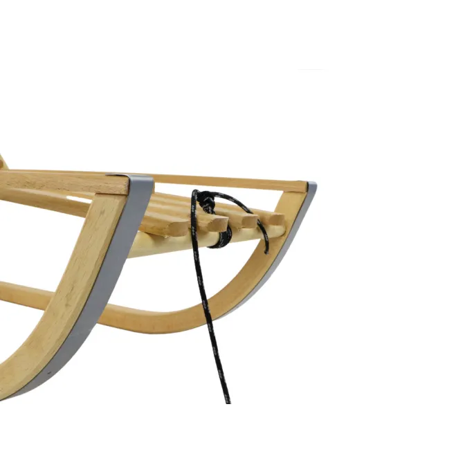 Tradycyjne sanki drewniane z oparciem dla dwóch dzieci lub dziecka z rodzicem