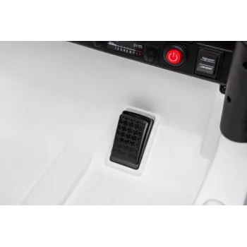 Auto Na Akumulator Toyota FJ Biała 4x4