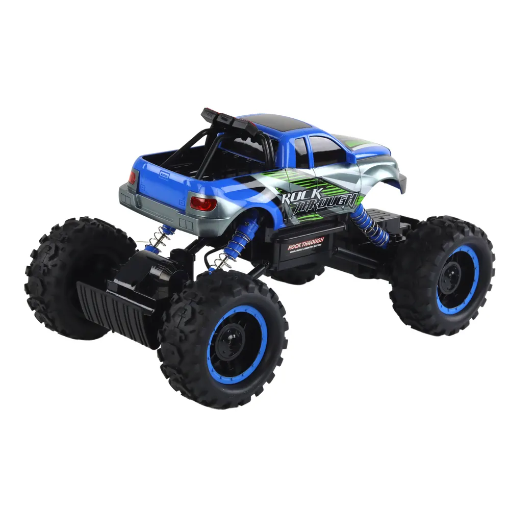 Auto RC 1:14 z napędem 4x4 podczas pokonywania przeszkód