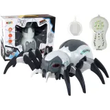 Biało-szary zdalnie sterowany pająk RC prezentowany pod różnym kątem