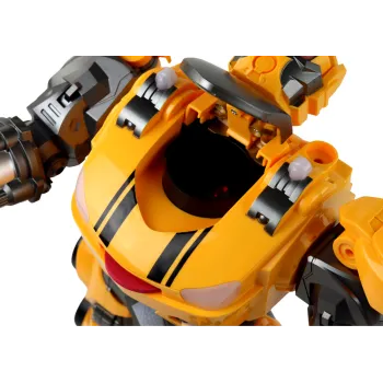 Interaktywny robot dla dzieci, z funkcją tańca i walczenia