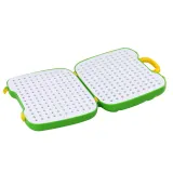 Kolorowy zestaw klocków z motywem dinozaura i interaktywną wkrętarką