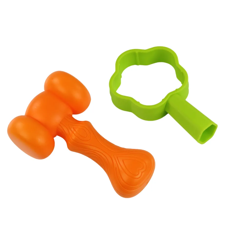 Zbliżenie na fioletowego dinozaura – zabawka edukacyjna dla dzieci