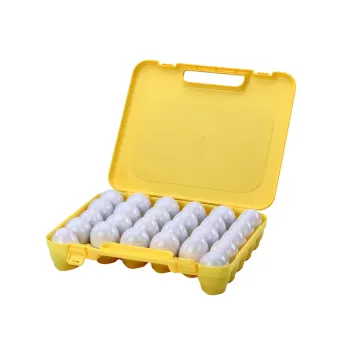 Zbliżenie na otwarte jajka z widocznymi liczbami i barwami