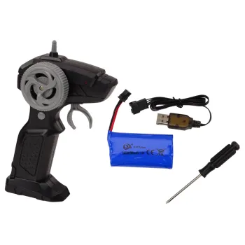 Model auta terenowego RC podczas jazdy w terenie