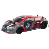 Zbliżenie na sportowy model zdalnie sterowanego auta 1:18 z pilotem