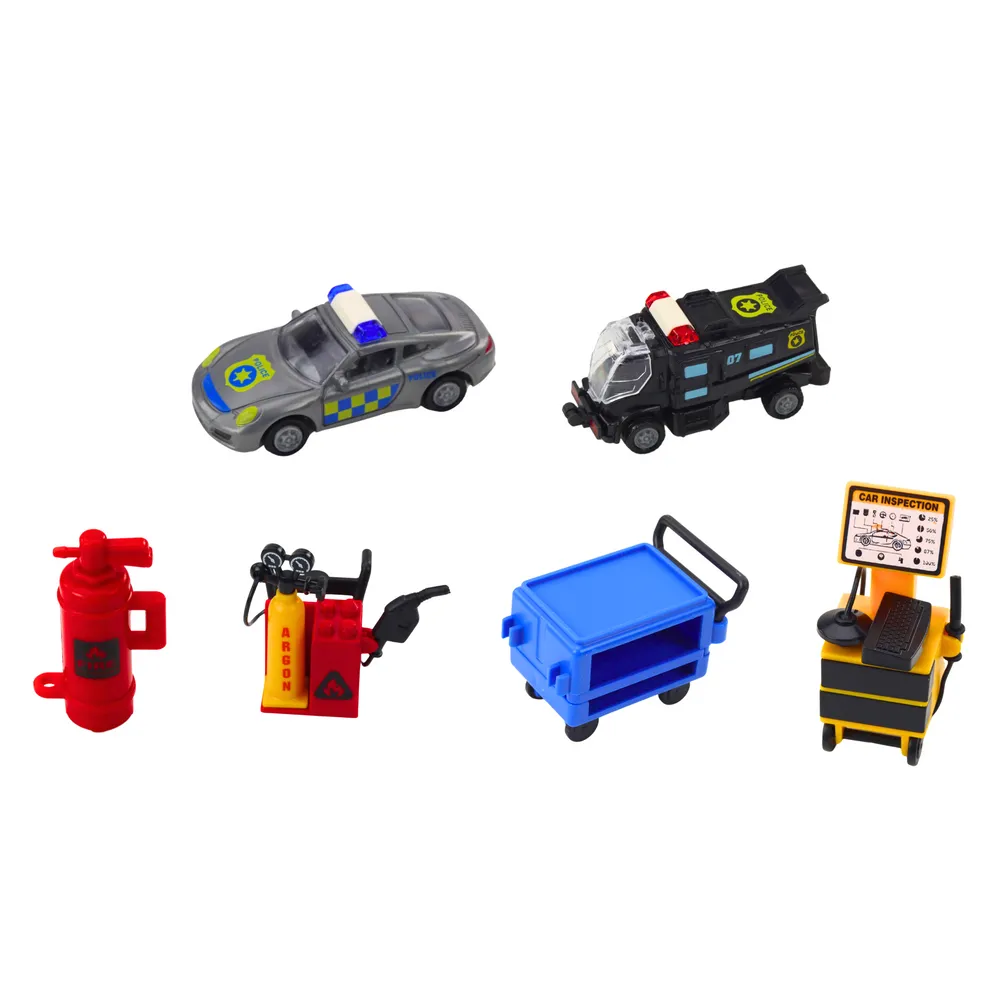 Dwa samochody policyjne oraz akcesoria w rozbudowanym garażu