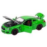 Auto sportowe 1:24 z otwartą maską i bagażnikiem do kreatywnej zabawy