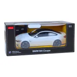 Licencjonowany samochód RC BMW M4 Coupe biały na wystawie kolekcjonerskiej