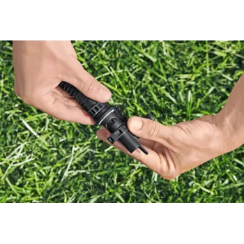 Elastyczny wąż pompki Bestway 62227 zapewnia łatwy dostęp do zaworów