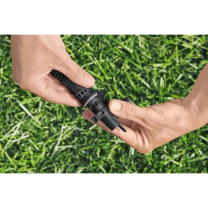 Elastyczny wąż pompki Bestway 62227 zapewnia łatwy dostęp do zaworów