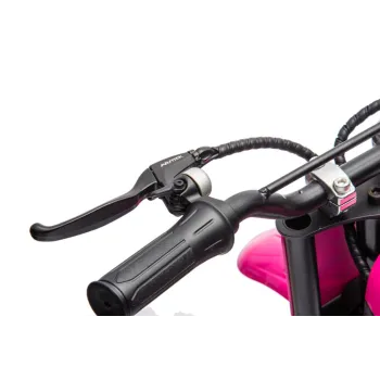 Zbliżenie na detale różowego motoru crossowego akumulatorowego