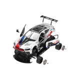 Biały model RC BMW M8 GTE Rastar – detale karoserii i wnętrza auta