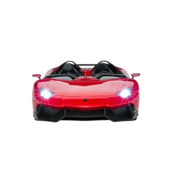 Sportowy samochód RC Lamborghini Cabrio od Rastar na białym tle