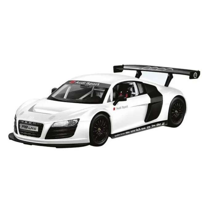 Model Audi R8 RC 1:18 w dynamicznej pozie na stole
